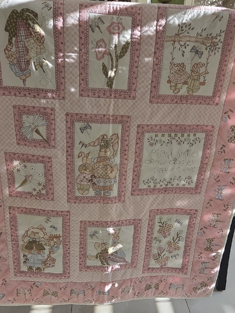 Floral Patchwork Printed Baby Quilt - Pink Small Call Out